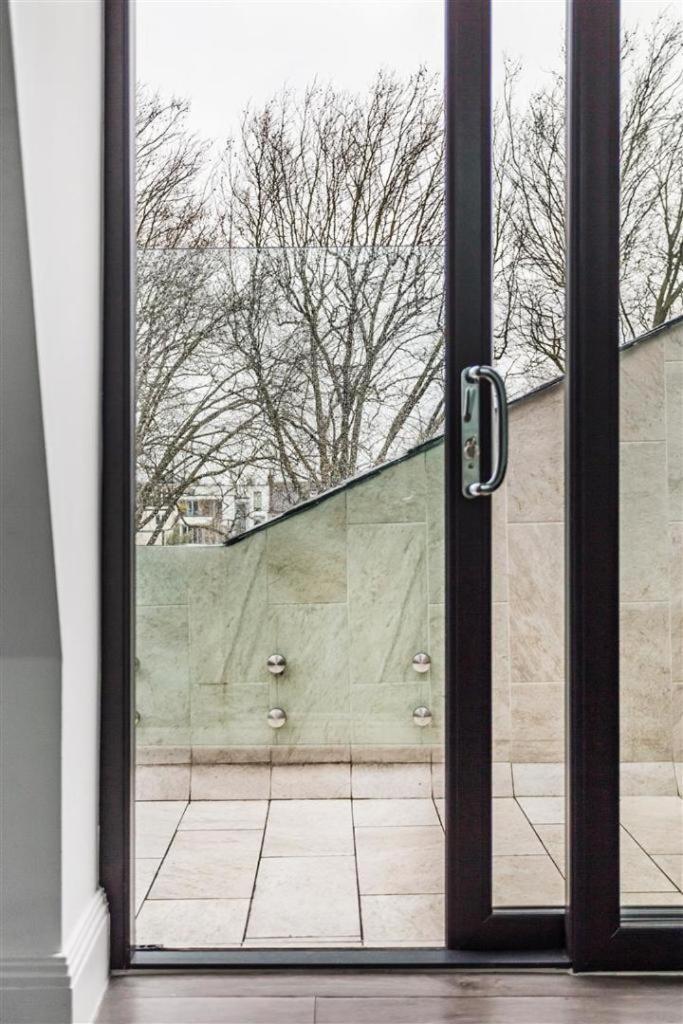 דירות לונדון Luxurious Hidden Gem In Wandsworth מראה חיצוני תמונה