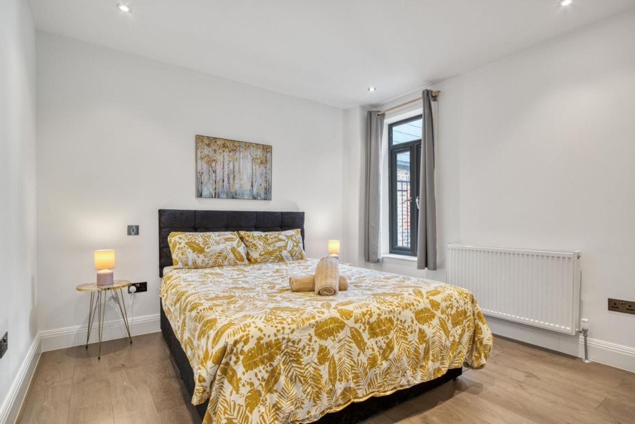 דירות לונדון Luxurious Hidden Gem In Wandsworth מראה חיצוני תמונה