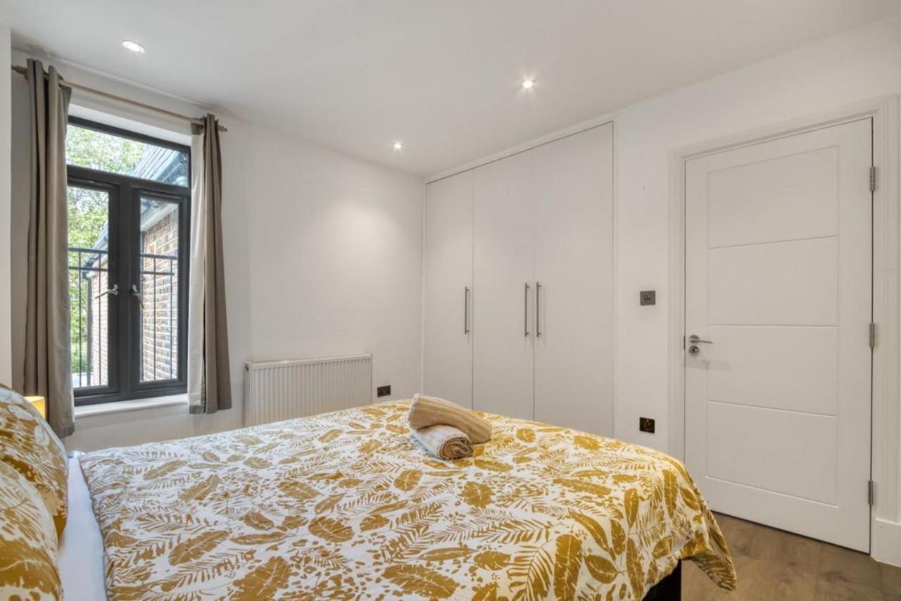 דירות לונדון Luxurious Hidden Gem In Wandsworth מראה חיצוני תמונה