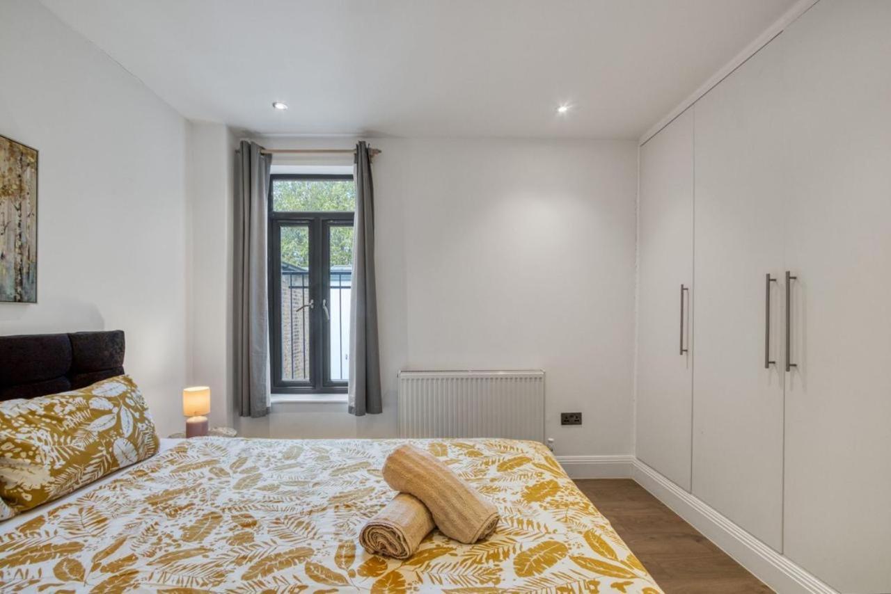 דירות לונדון Luxurious Hidden Gem In Wandsworth מראה חיצוני תמונה