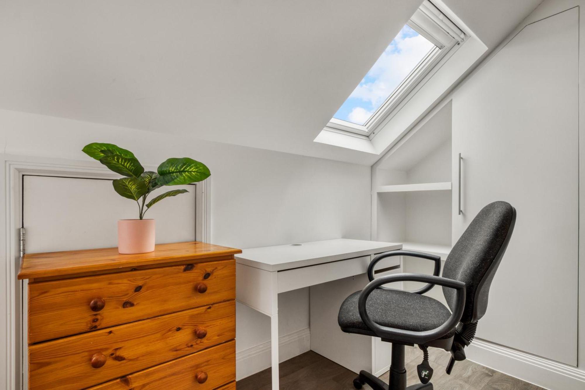 דירות לונדון Luxurious Hidden Gem In Wandsworth מראה חיצוני תמונה