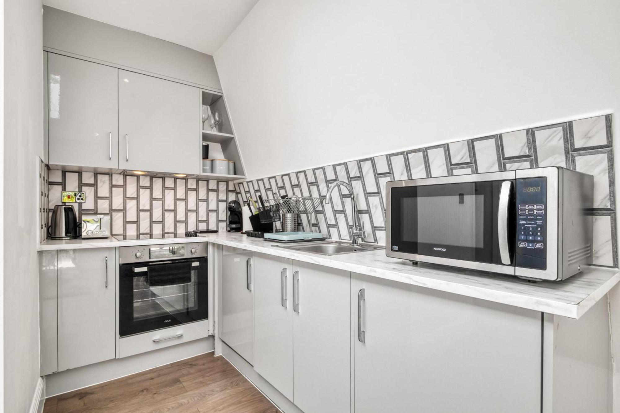 דירות לונדון Luxurious Hidden Gem In Wandsworth מראה חיצוני תמונה