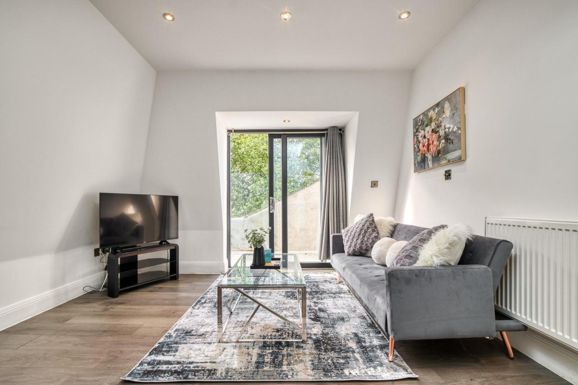 דירות לונדון Luxurious Hidden Gem In Wandsworth מראה חיצוני תמונה