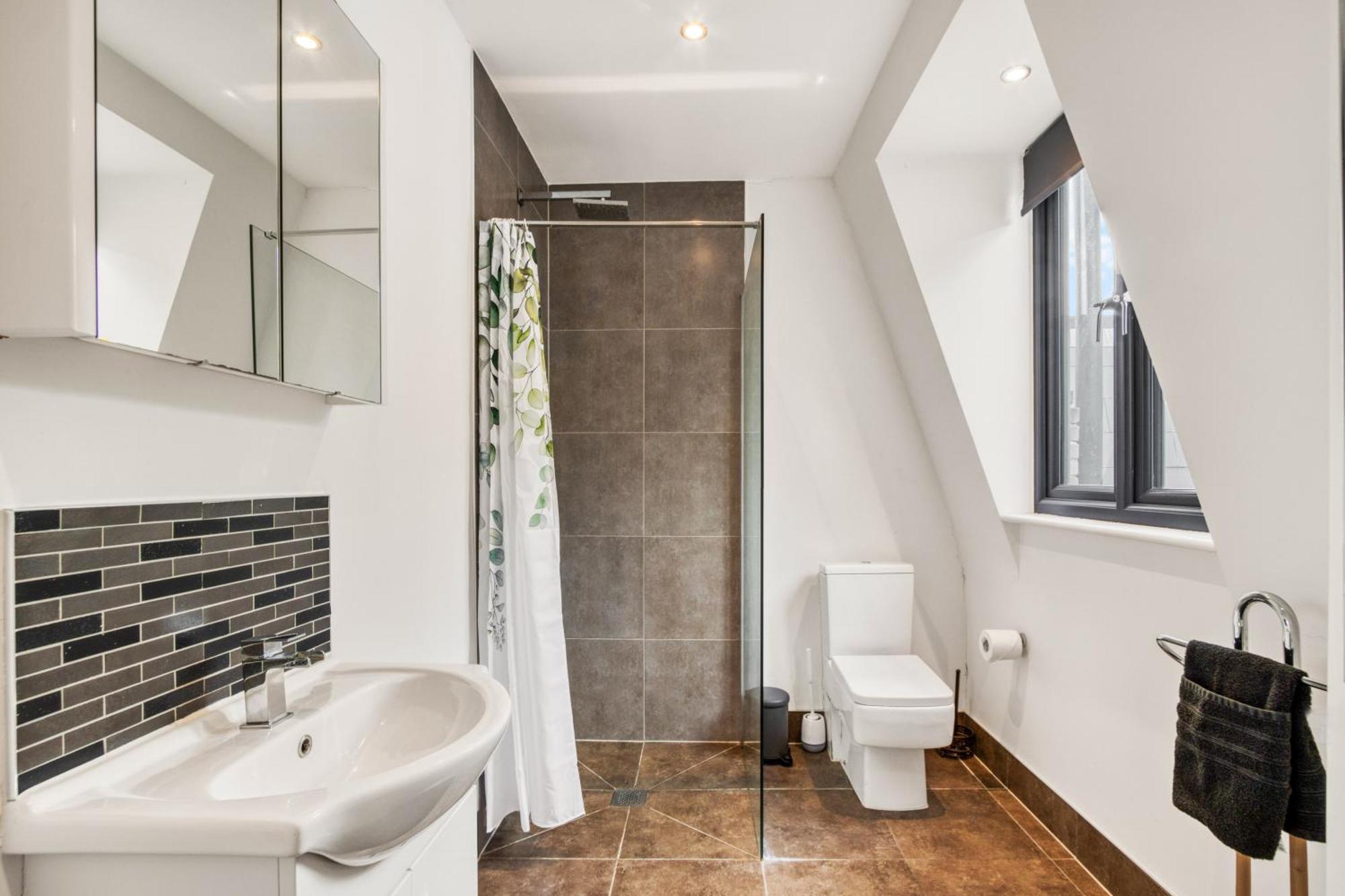 דירות לונדון Luxurious Hidden Gem In Wandsworth מראה חיצוני תמונה