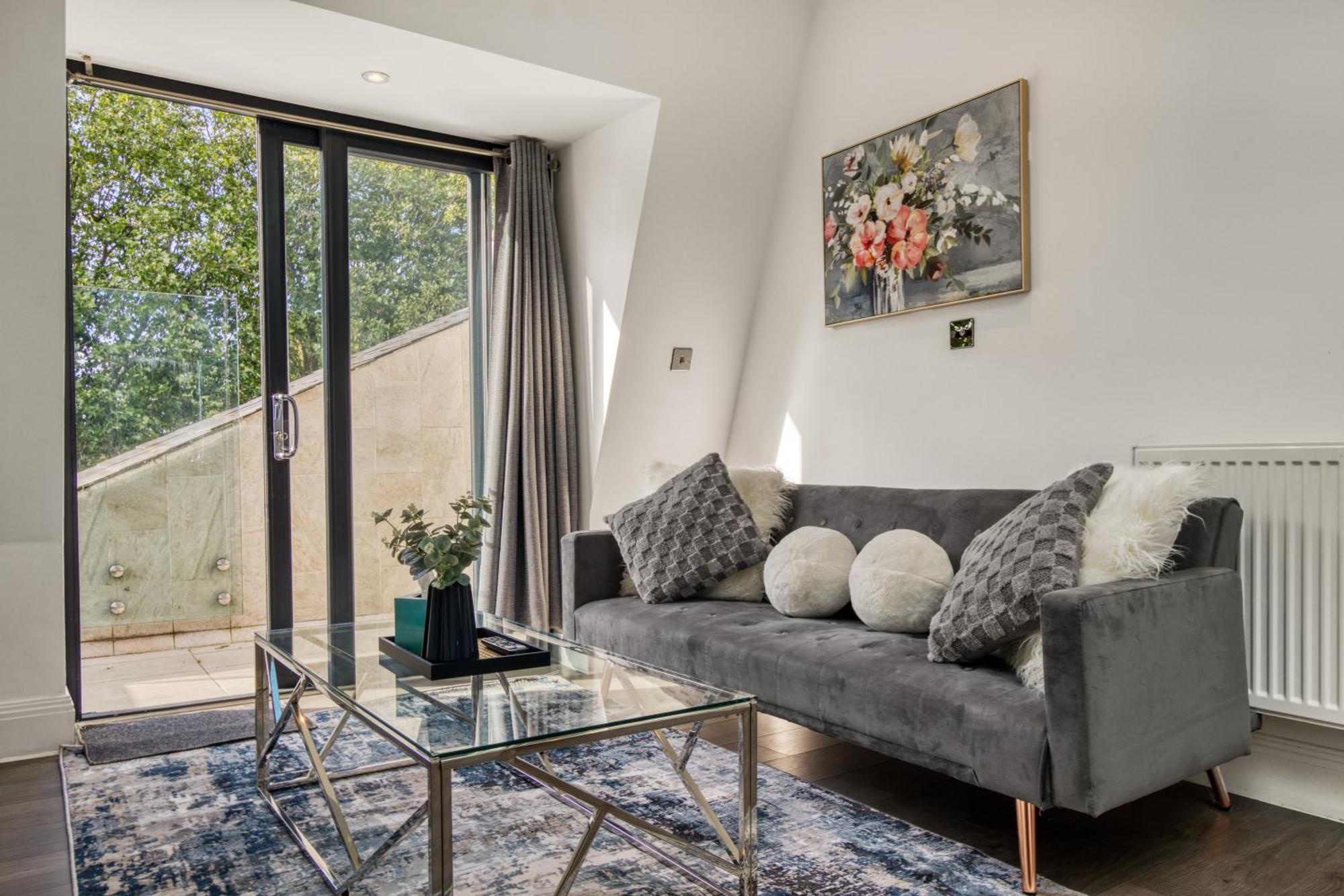 דירות לונדון Luxurious Hidden Gem In Wandsworth מראה חיצוני תמונה